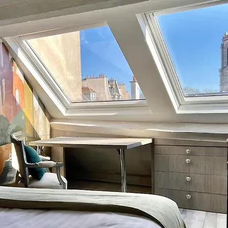 Rooftop Garden Triplex With Ac Over Notre - Dame Parigi